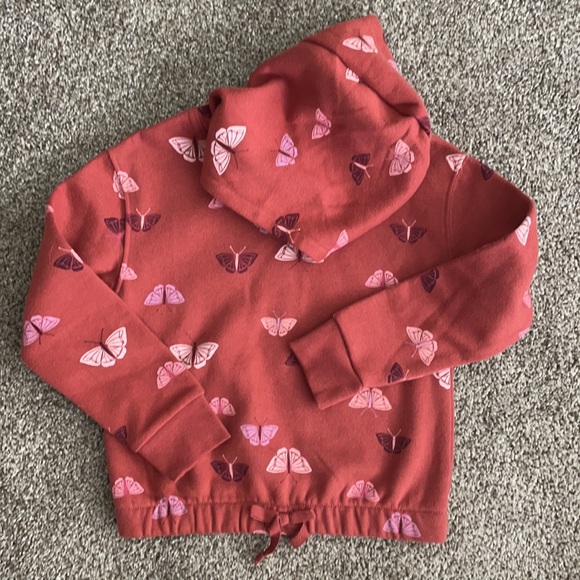 Lot of Carter’s Long Sleeve Tees and Sweatshirts - Picture 5 of 5